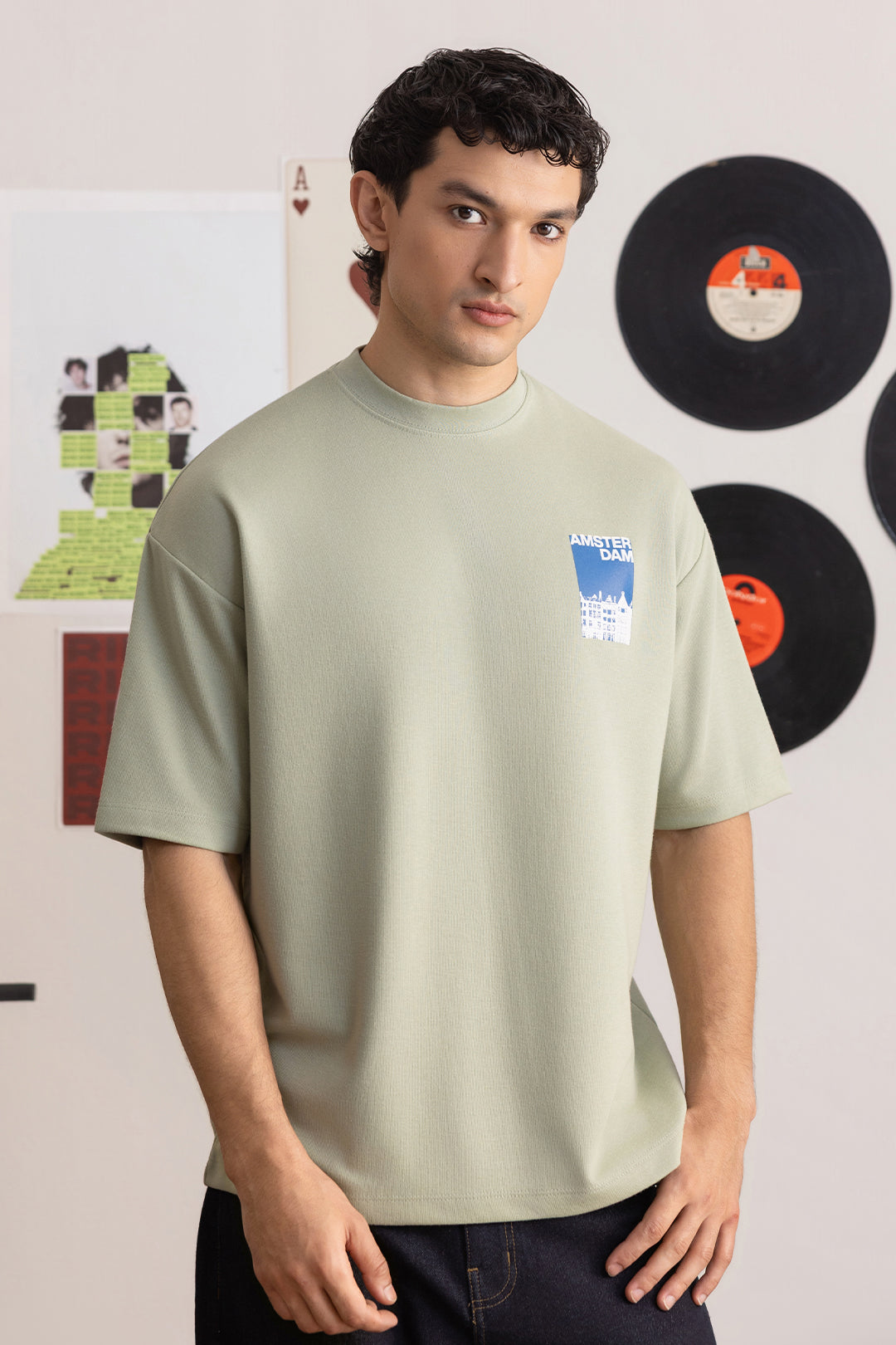 Oversized Graphic T-Shirt - D146