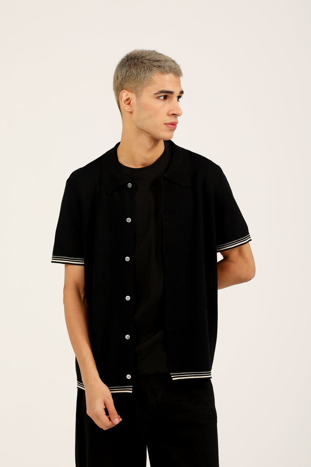 BUTTON DOWN KNITTED POLO