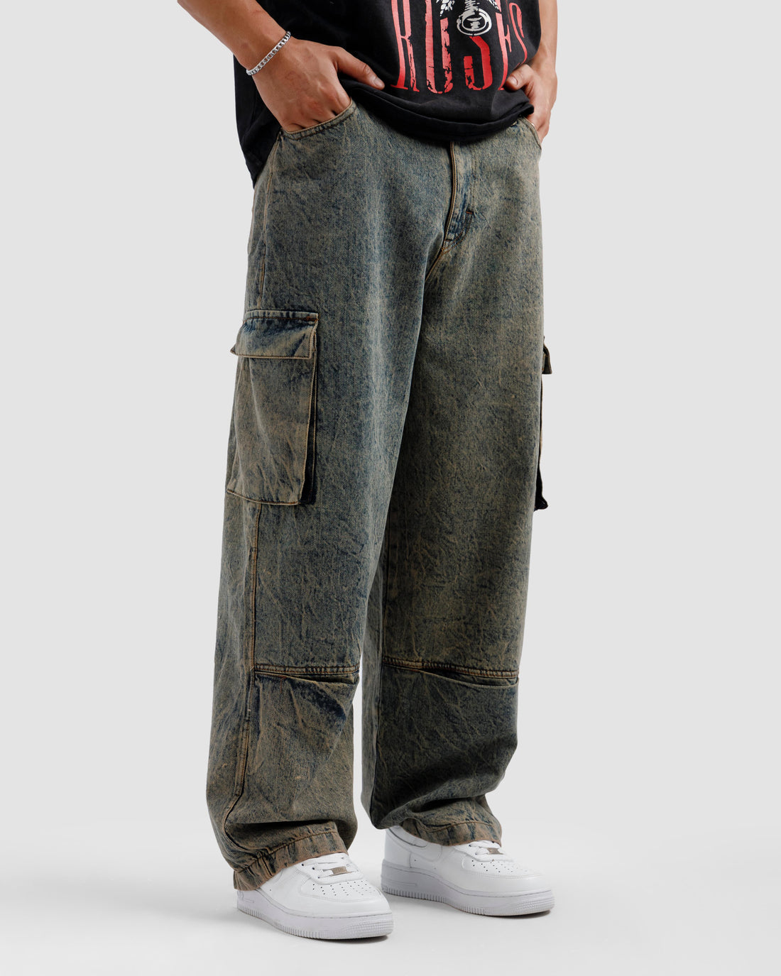 Detailed Cargo Jeans