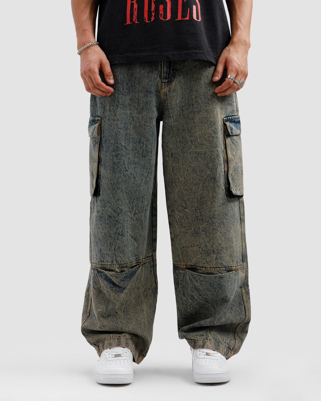 Detailed Cargo Jeans
