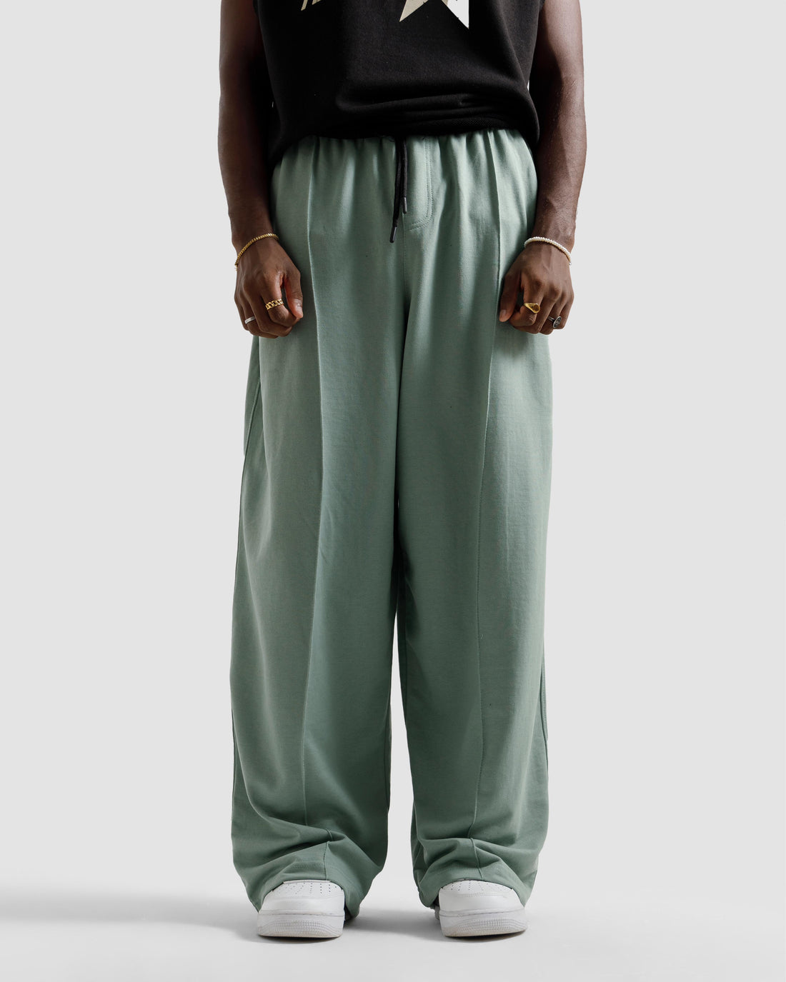 Straight-Leg Pleated Baggy Trousers